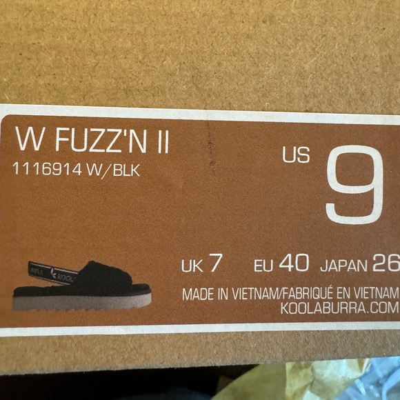 Kookaburra UGG’s. Size 9 NWT AND BOX Black in color never worn - Picture 10 of 12